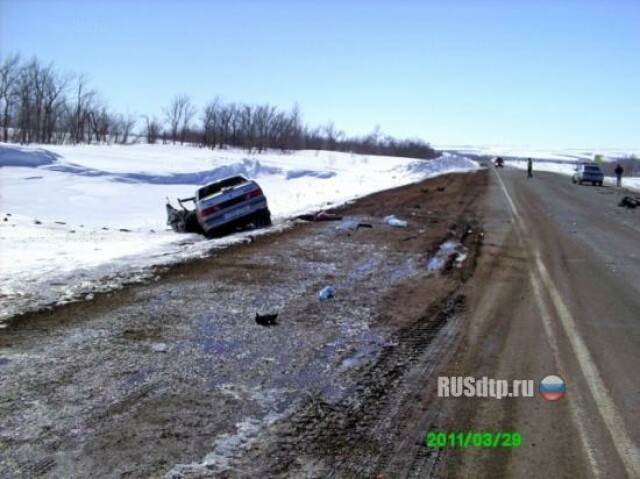 На трассе Уфа-Оренбург под Камазом погибли двое 