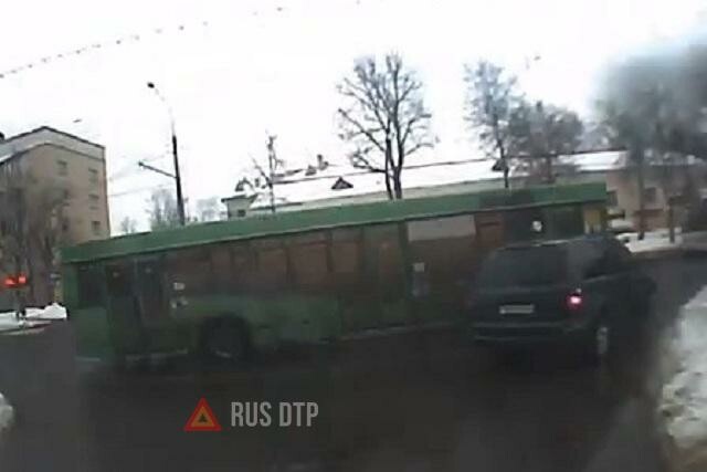 ДТП с автобусом на проспекте Космонавтов в Гродно