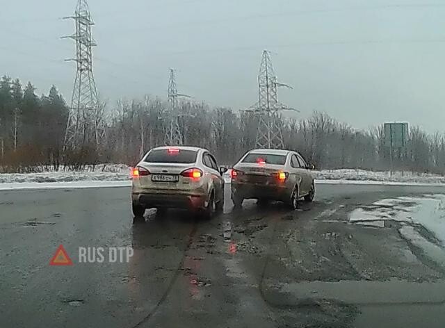 Ввёл в заблуждение двоих (с)