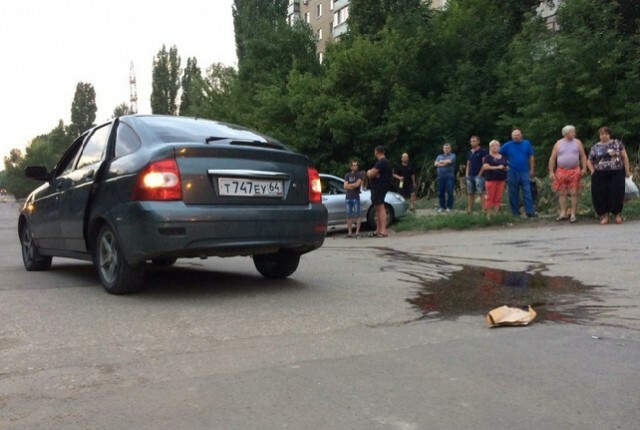 В Саратове под колесами автомобиля погиб 3-летний ребенок 