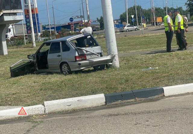 В Тихорецке пассажира выбросило из автомобиля 