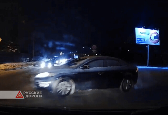 Легковой автомобиль не уступил дорогу в Новомосковске