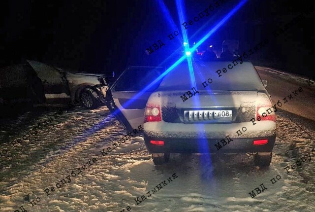 Четыре человека погибли в ДТП на трассе Астрахань — Элиста 