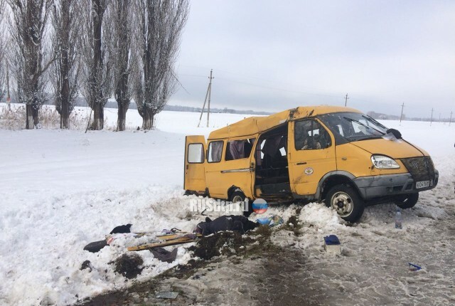 Женщина и ребенок погибли в ДТП с маршруткой на Кубани 