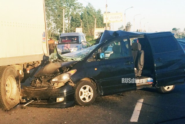 Один человек погиб и пятеро пострадали в ДТП на трассе М-10 в Тверской области 
