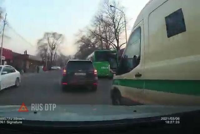 ДТП с инкассаторами в Алматы