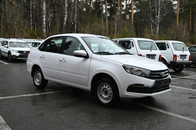 «Купили новую Гранту и через час вернули обратно»: история покупки автомоблия Lada Granta 