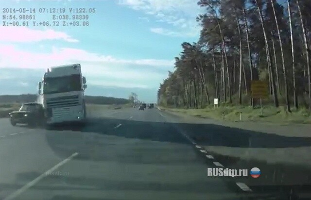 В Луховицом районе столкнулись четыре автомобиля. Видео