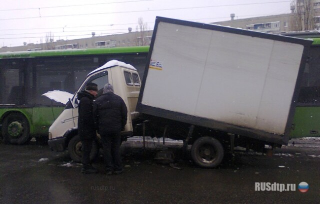 Сломал хребет 