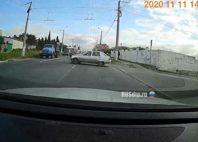 ДТП в Севастополе на перекрестке