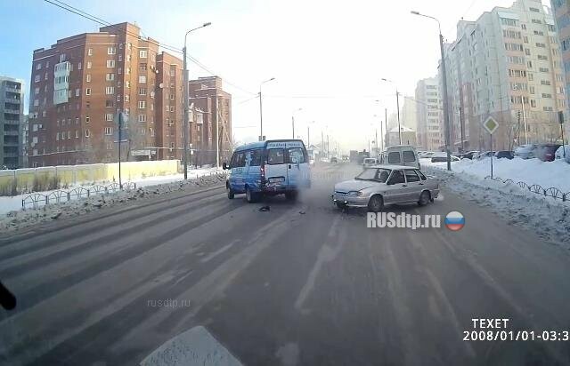 Утренняя авария в Омске