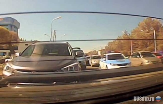 Понедельник, утро 