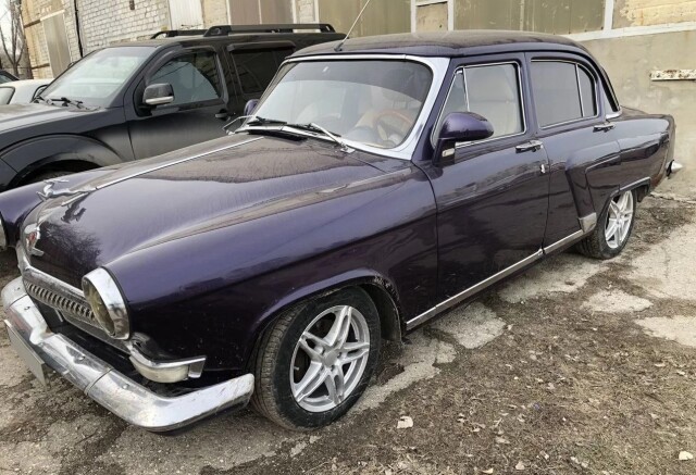 В России продают раритетную «Волгу» с двигателем от «Тойоты» 