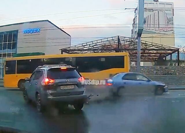 ДТП на Богаткова в Новосибирске
