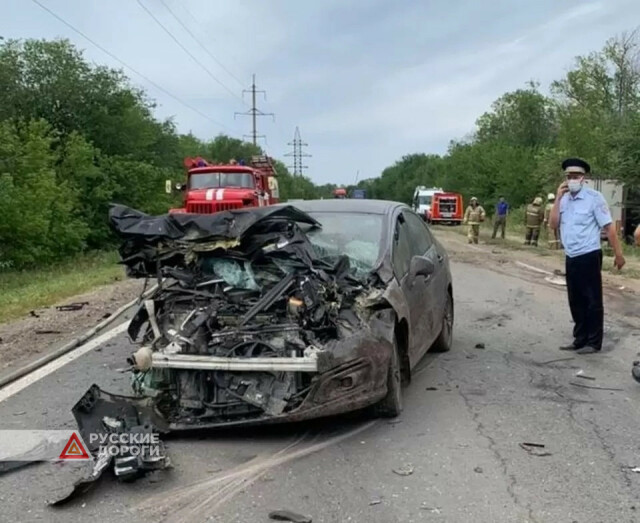 Трое погибли в ДТП с участием трех автомобилей в Самарской области 