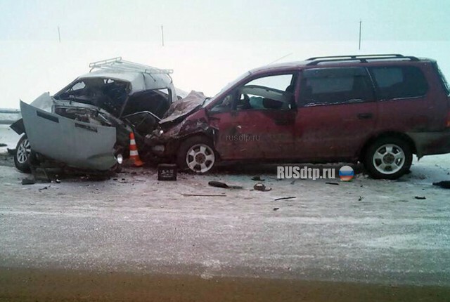 Двое в «Жигулях» погибли в ДТП на трассе «Сибирь» в Аларском районе 