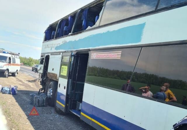 Пассажир автобуса погиб в ДТП на трассе М-4 