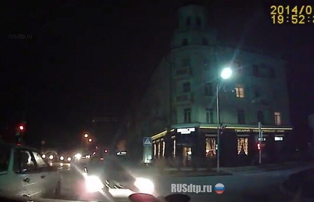 Стоишь, никого не трогаешь… 