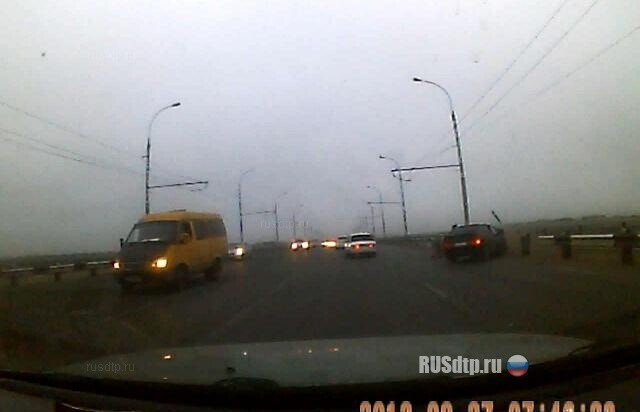 Натворил и ответил 