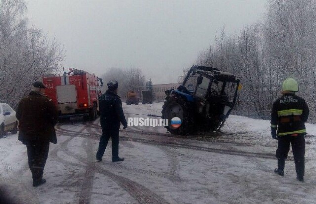 В Беларуси пассажирский поезд «Москва-Брест» разорвал трактор (видео) 