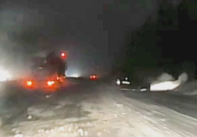 Автовоз столкнулся с попутной «Калиной» на трассе М-7 в Чувашии