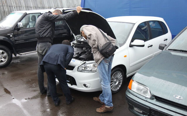 По этим причинам автовладельцу немедленно нужно избавляться от автомобиля 