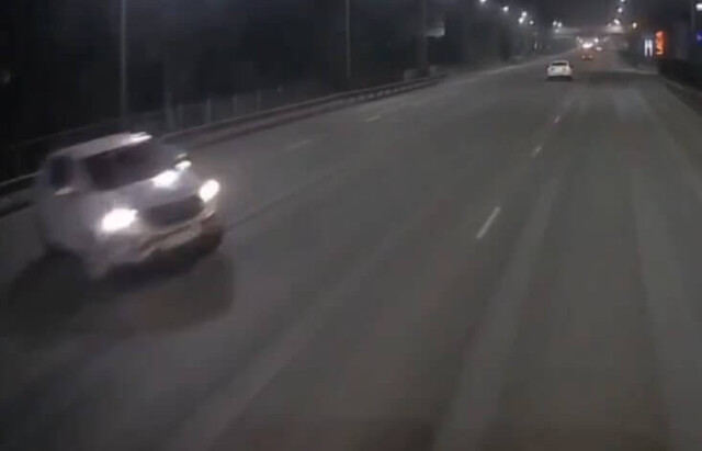 Авария на проспекте Патриотов в Воронеже унесла жизнь человека 