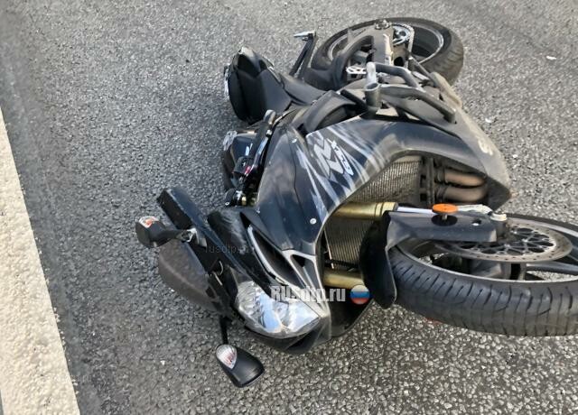 Пассажирка мотоцикла погибла в ДТП на КАД 