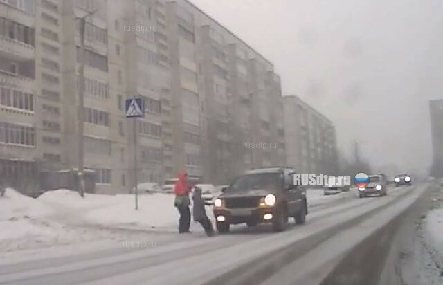 Ребенок попал под колеса машины в Петрозаводске