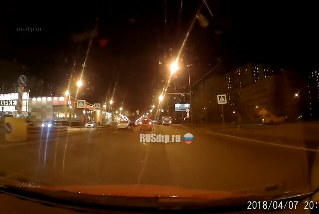 Сбили пешехода возле метро Коньково