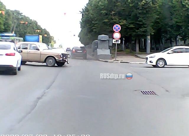 ДТП на перекрестке Ленина — Батурина