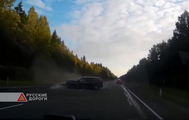 Три автомобиля столкнулись на Киевском шоссе 