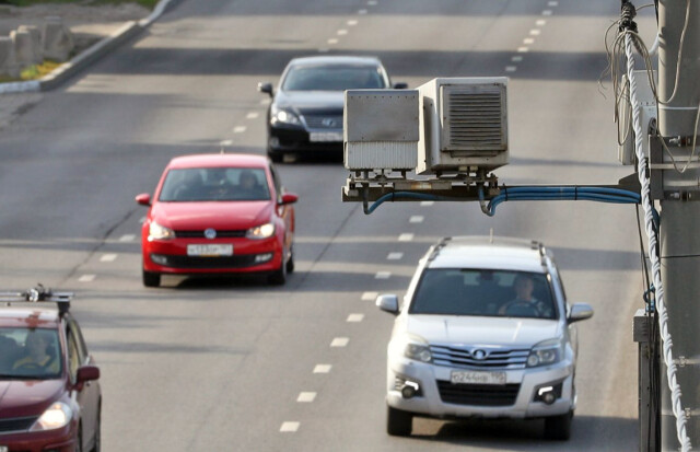 Камеры начнут штрафовать за отсутствие ОСАГО: Госдума приняла поправки в КоАП 