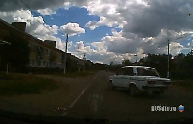 Девушка на ВАЗе