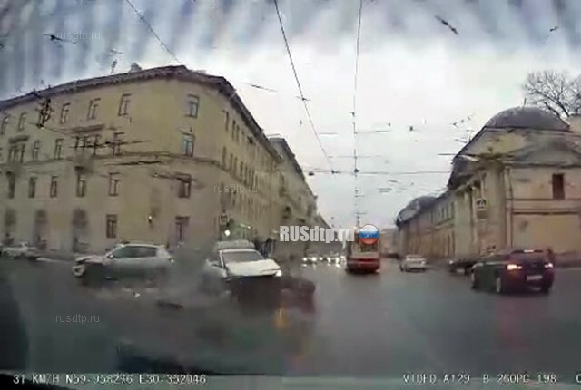 ДТП с таксистом в Петербурге