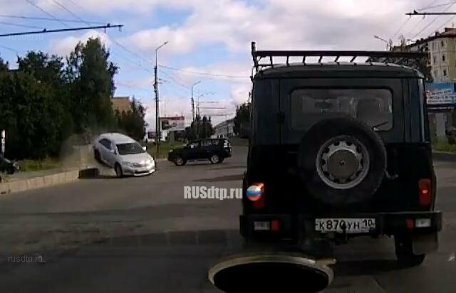Три машины столкнулись в Петрозаводске