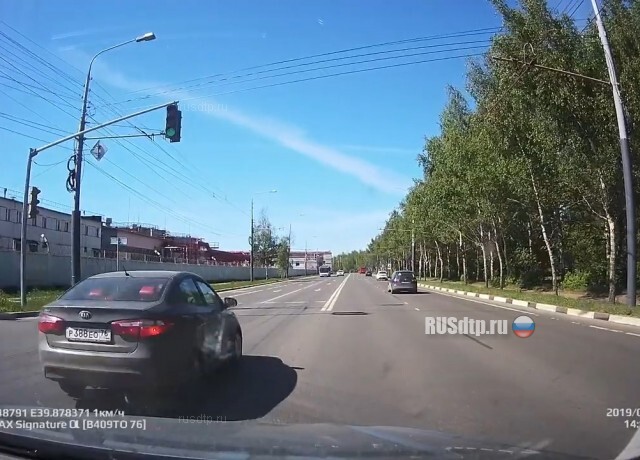 Cтолкнулся с KIA