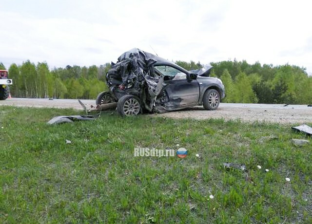 Полицейский с семьей погиб в ДТП на Урале 