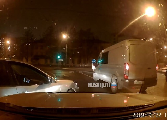 Два барана на кольце  (с) 