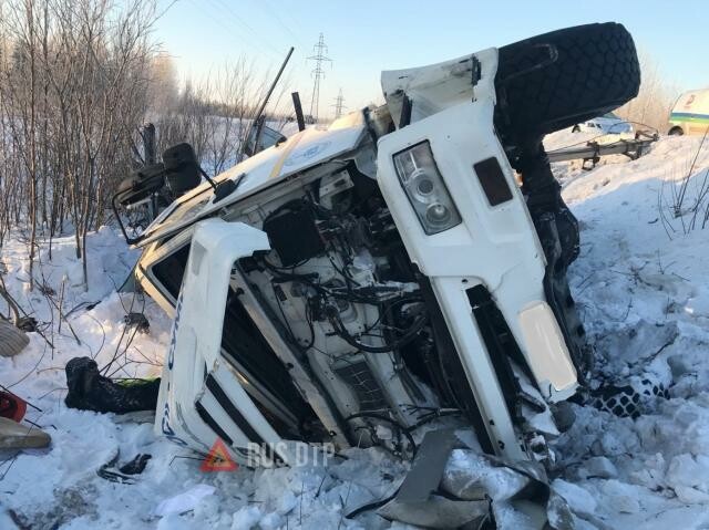 Пассажир КАМАЗа погиб в ДТП на трассе Сургут — Нижневартовск 