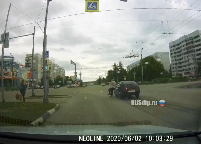 Торопился на автобус