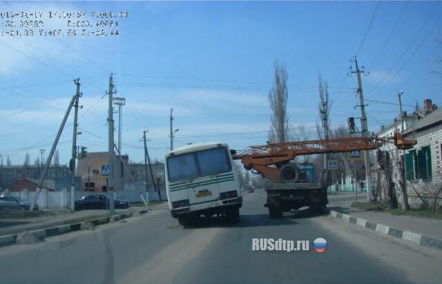 Не разъехались немного 