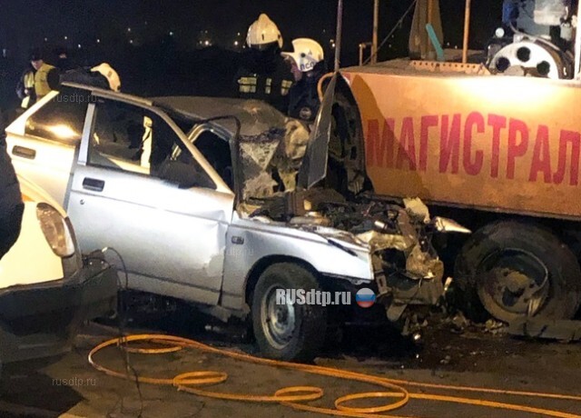 Водитель «десятки» погиб в ДТП на Чернавском мосту в Воронеже 