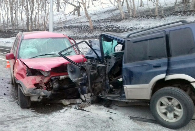 Двое погибли в ДТП на улице Высотной в Петропавловске-Камчатском 