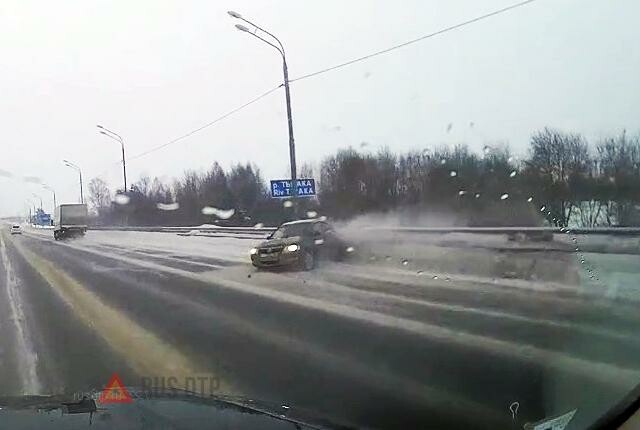 Неуправляемый занос под Тверью