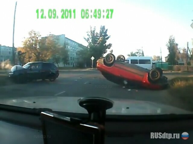 Авария на перекрестке в Павлодаре 