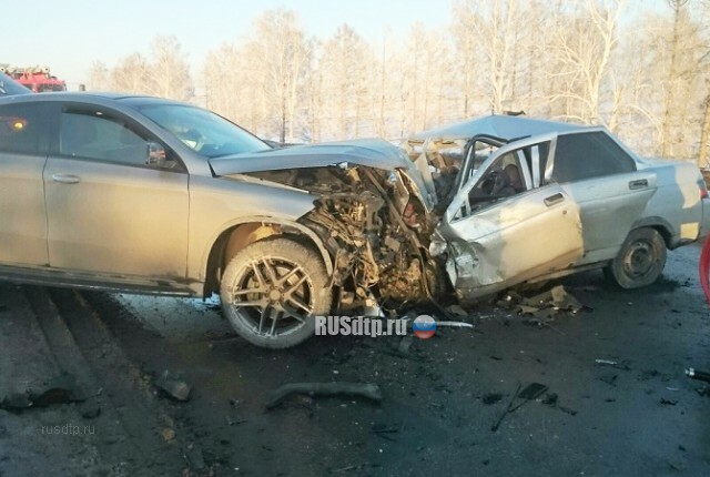 Водитель и пассажирка ВАЗа погибли в ДТП на автодороге «Волжский — Курумоч» 