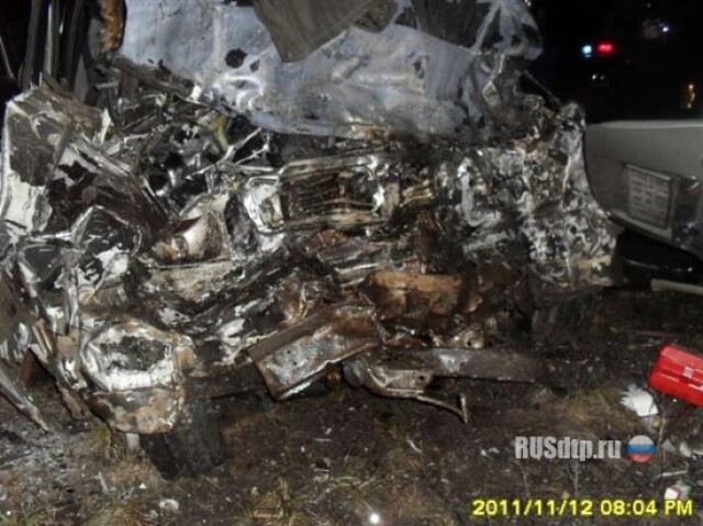 Лобовое столкновение на трассе М-8 унесло 5 жизней 