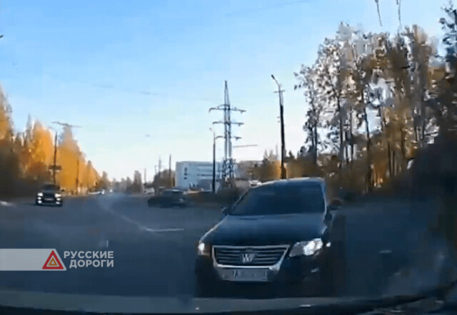 Авария в Петрозаводске на пересечении улиц Заводской и Зайцева