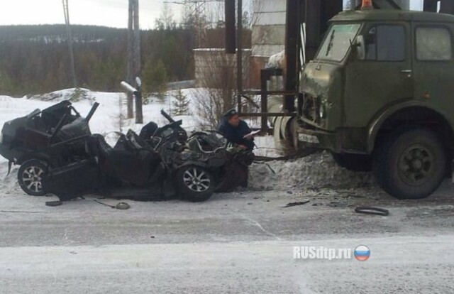 В Якутии в ДТП с бензовозом погибли три человека 